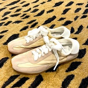 Zara never worn sneakers